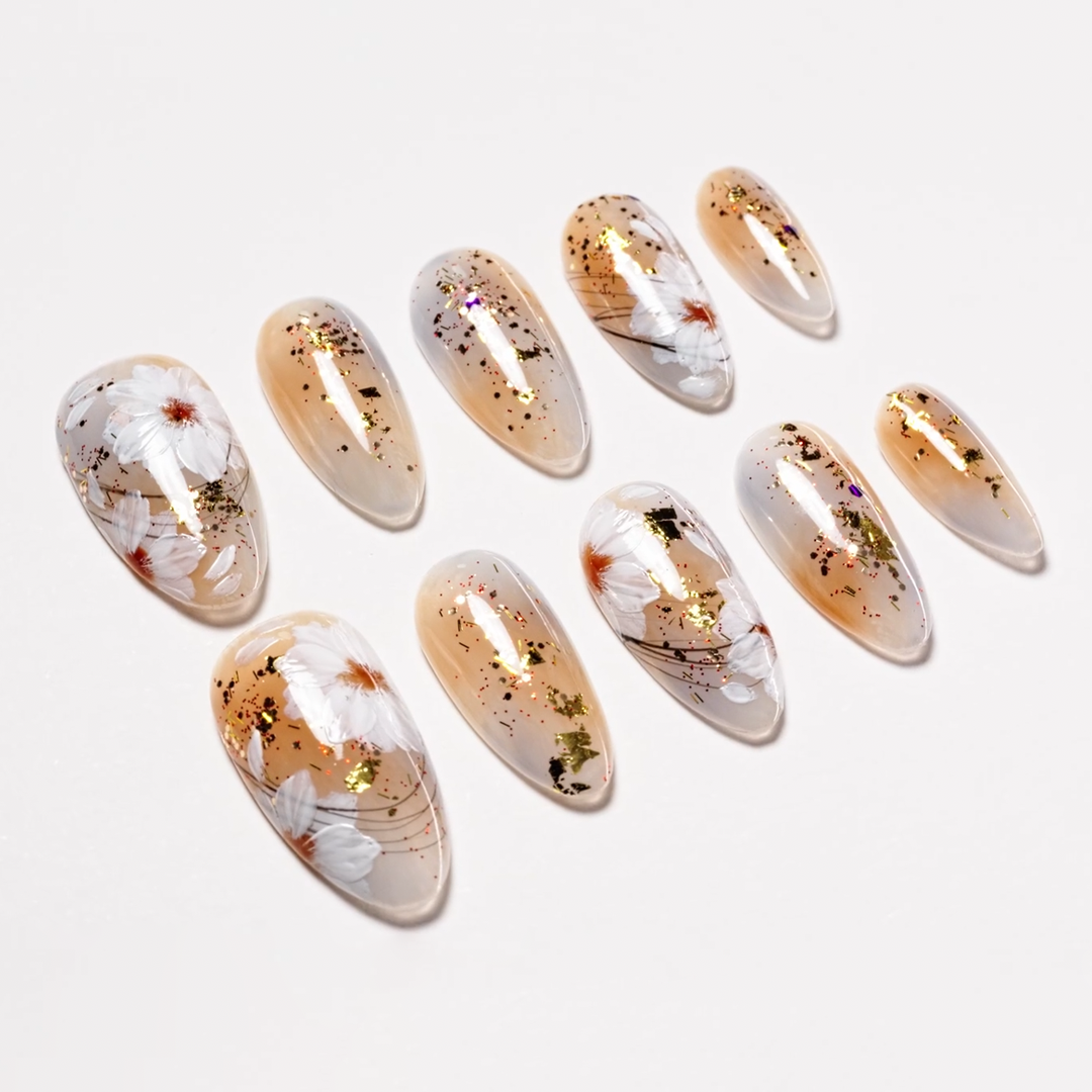 Dreamy Blossom Emily’s Nail