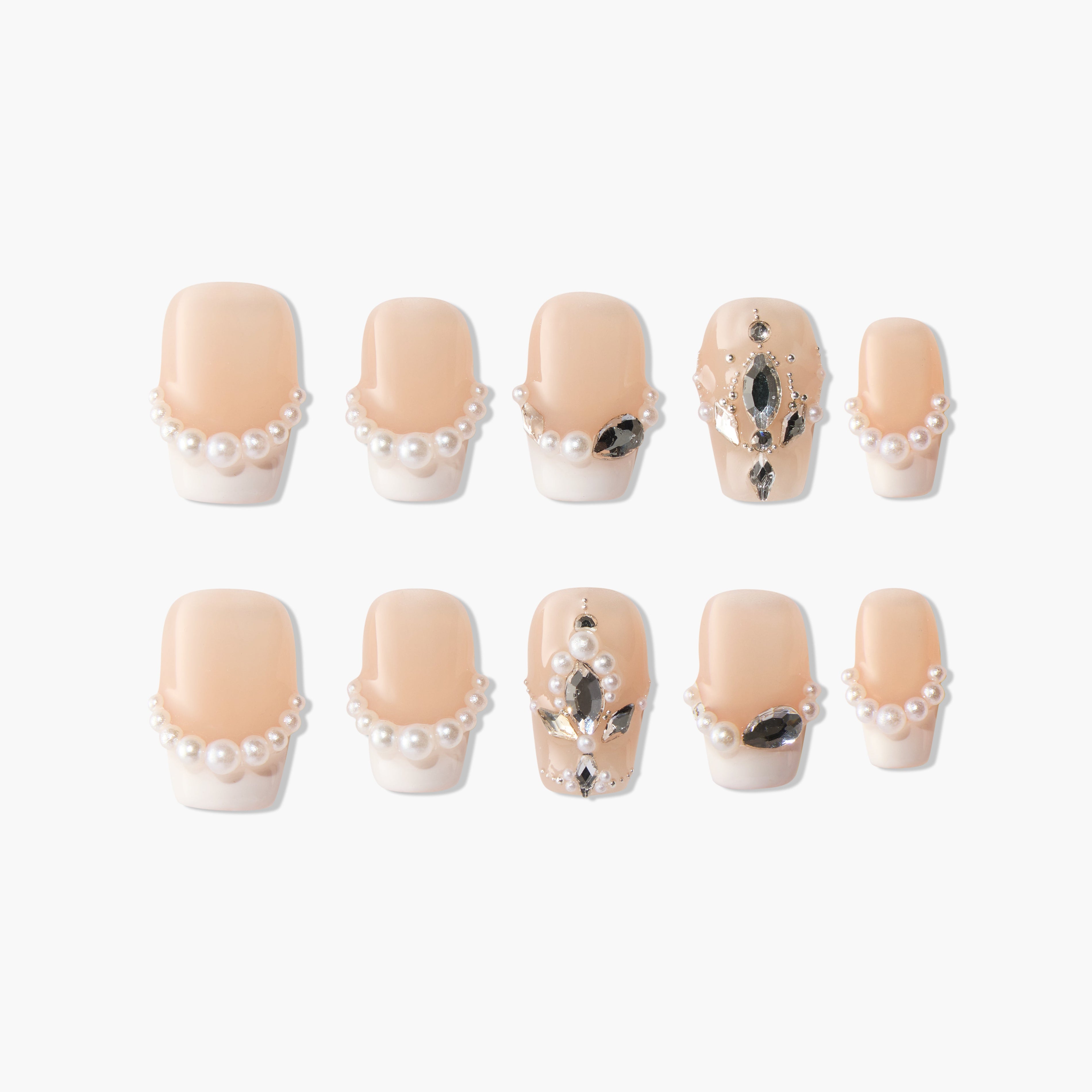 Pearl Charm (Square) Emily’s Nail