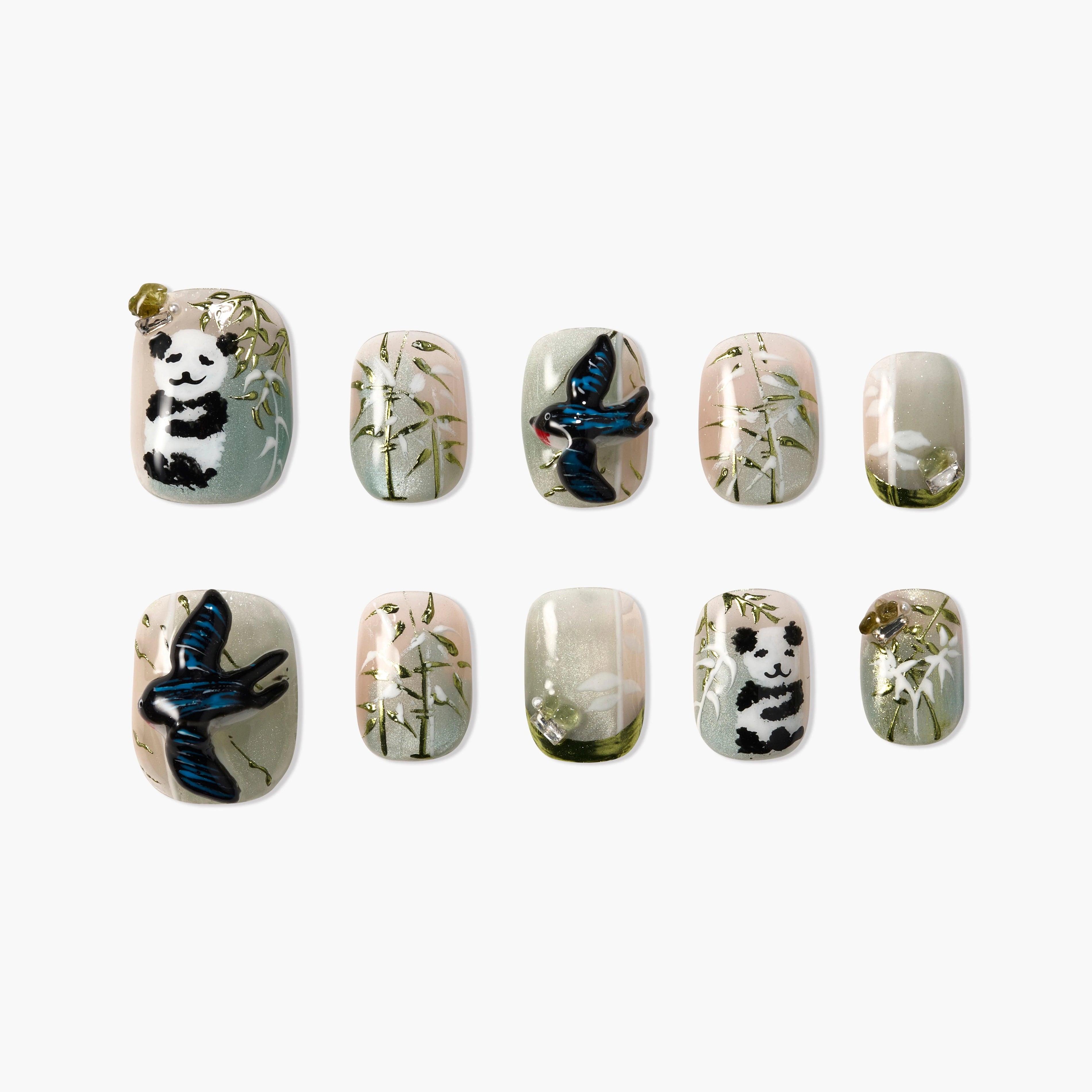 Bamboo Garden Panda Emily’s Nail