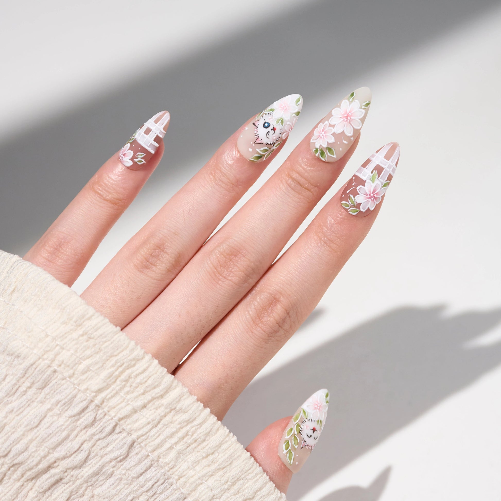 Blooming Kitty Garden Emily’s Nail