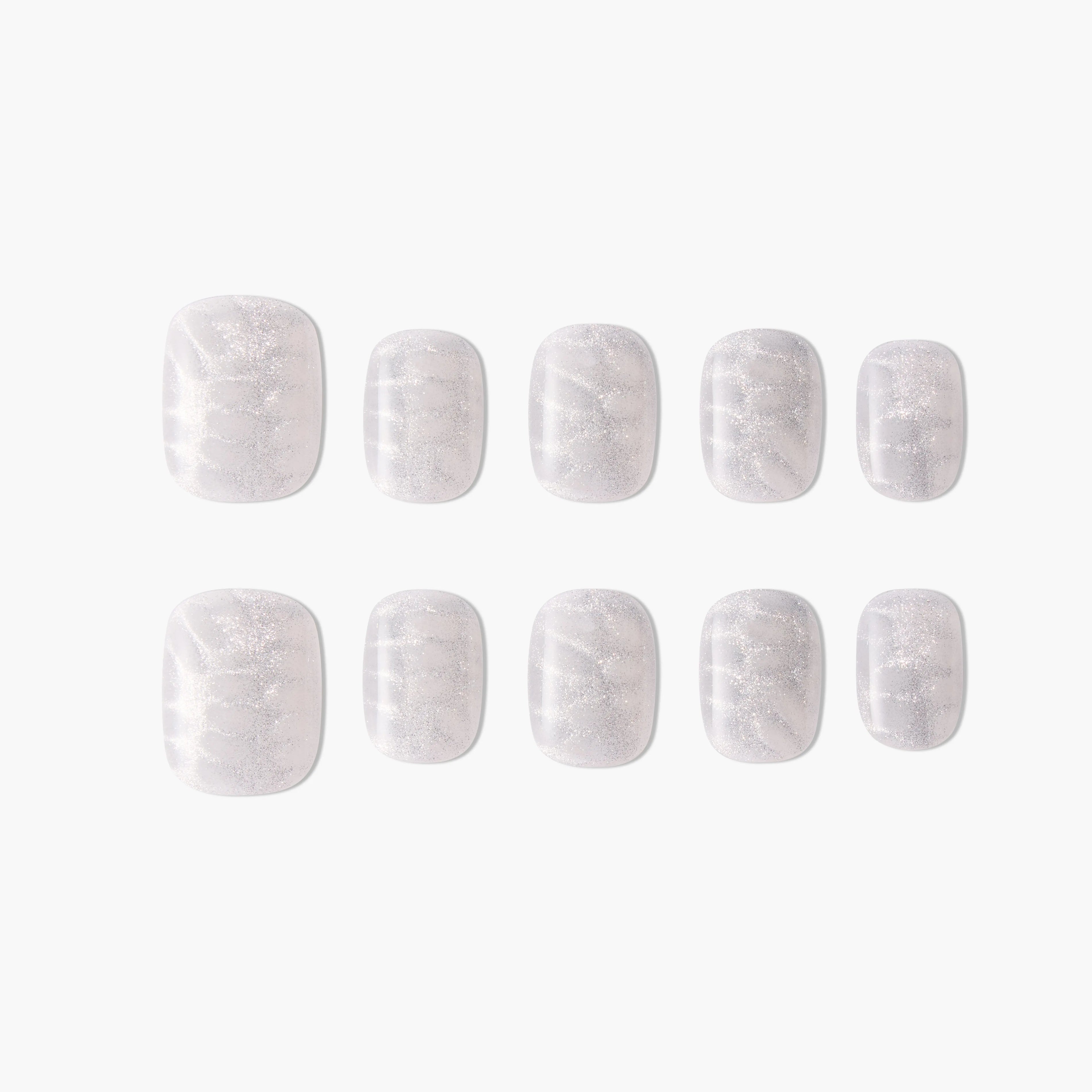 Cloudy Silver Dream Emily's Nail