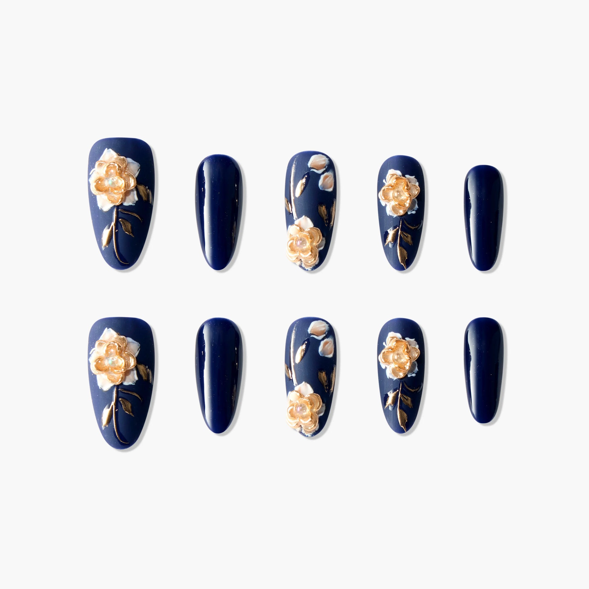 Elegant Blue Floral Emily's Nail