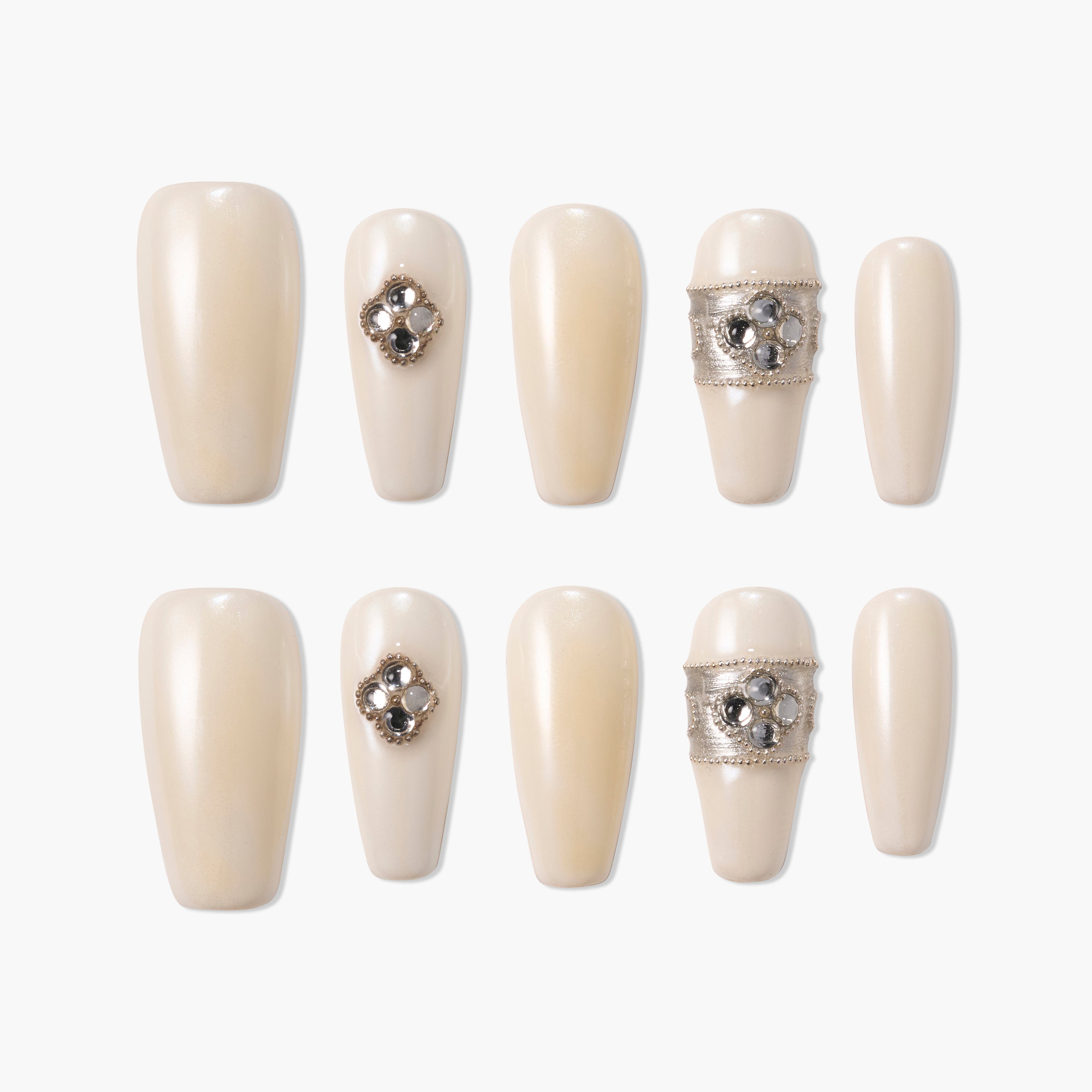 Ivory Vintage Gem Emily’s Nail