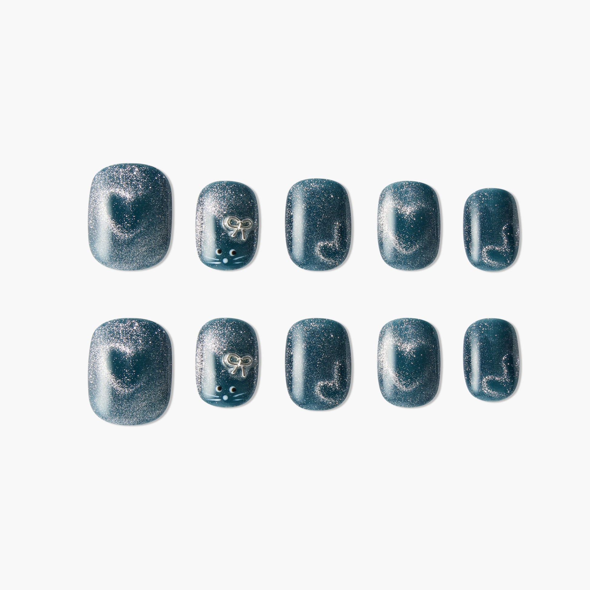 Glittery Cat Bow Emily’s Nail