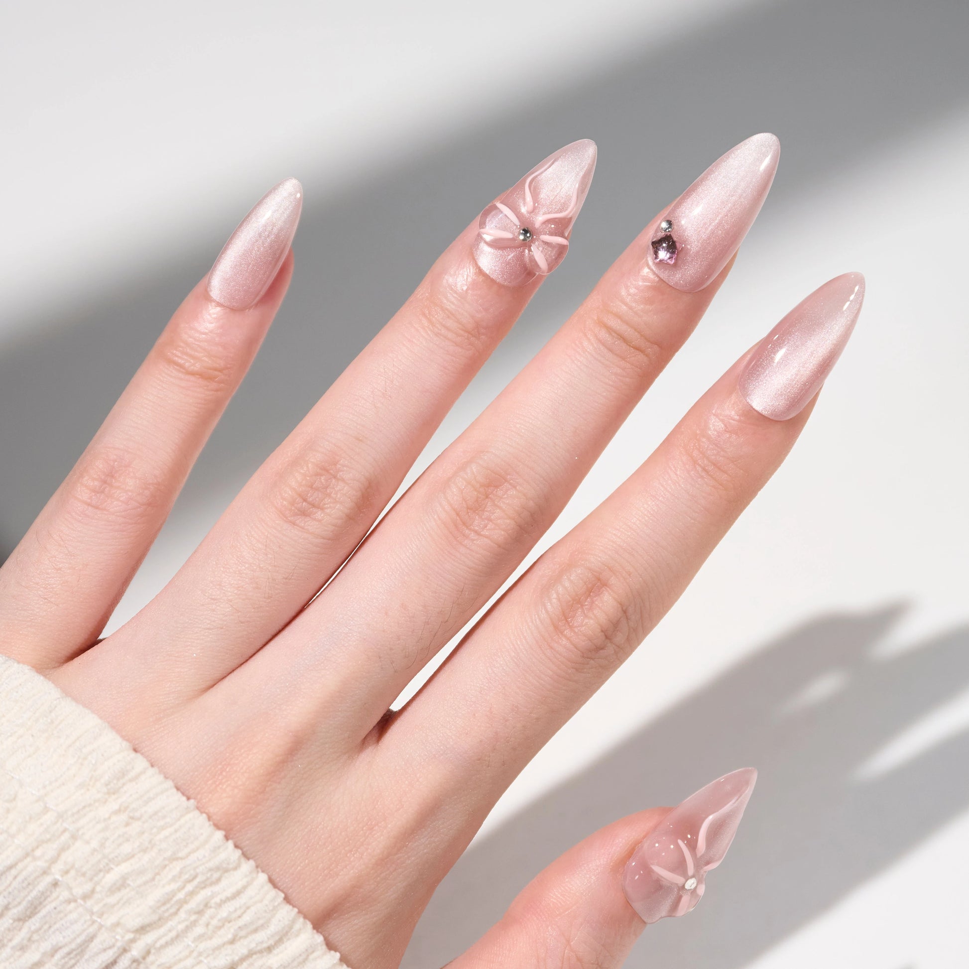 Glowing Dance Emily’s Nail