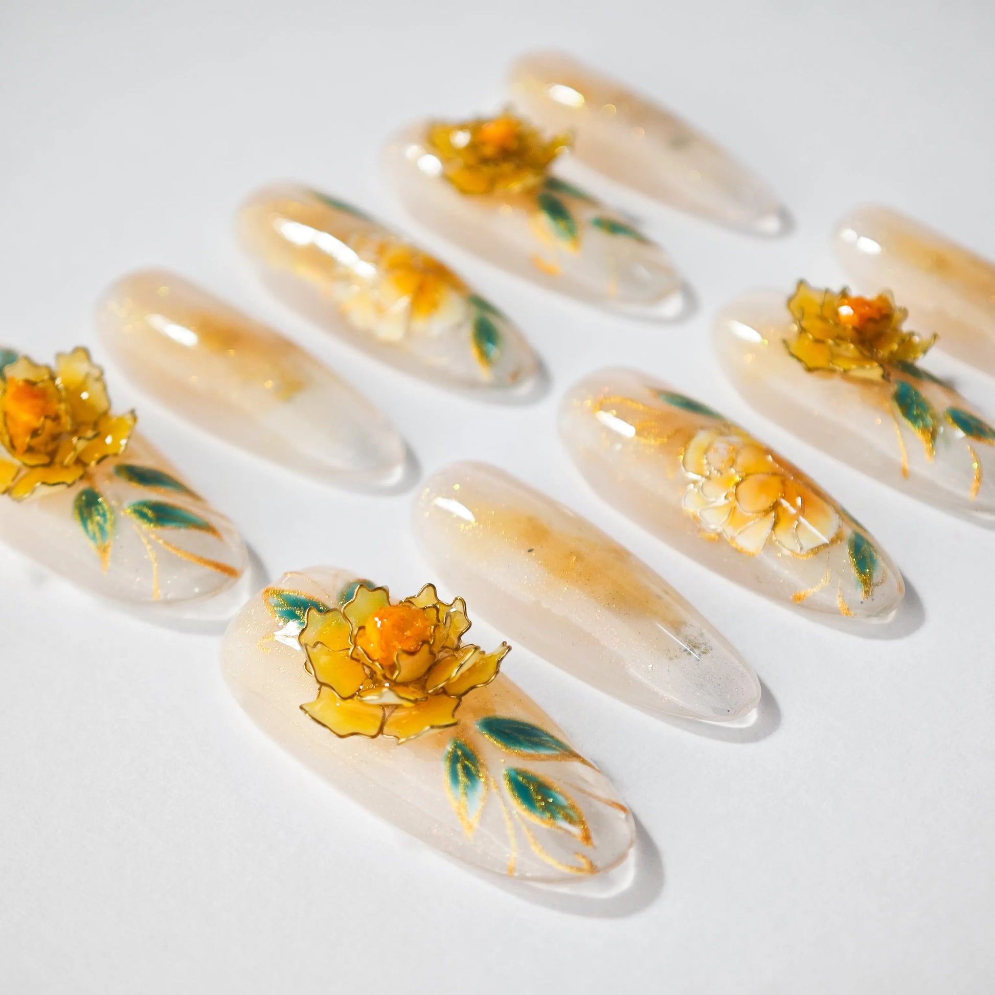 Golden Blossom Elegance Emily’s Nail