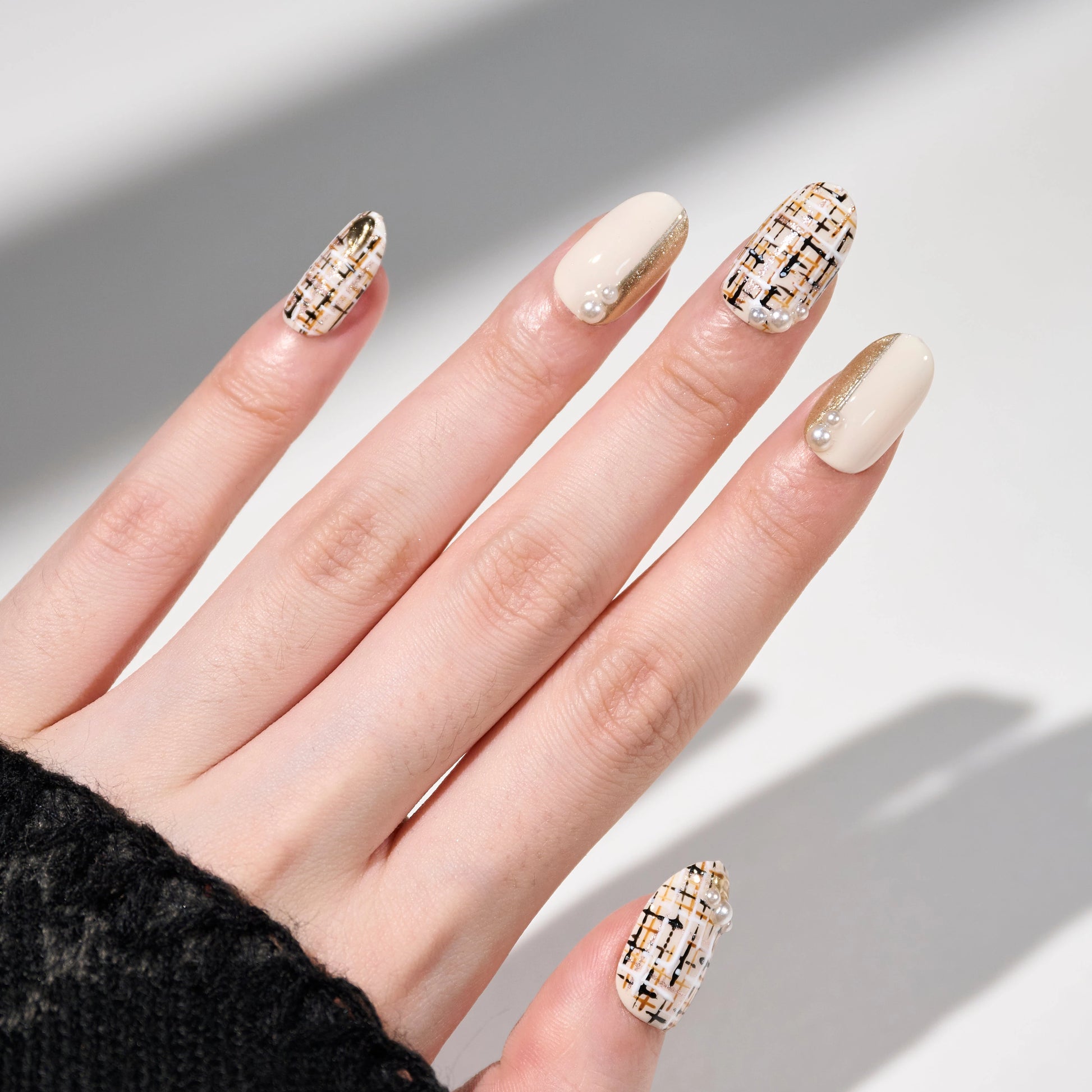 Golden Tweed Charm Emily’s Nail