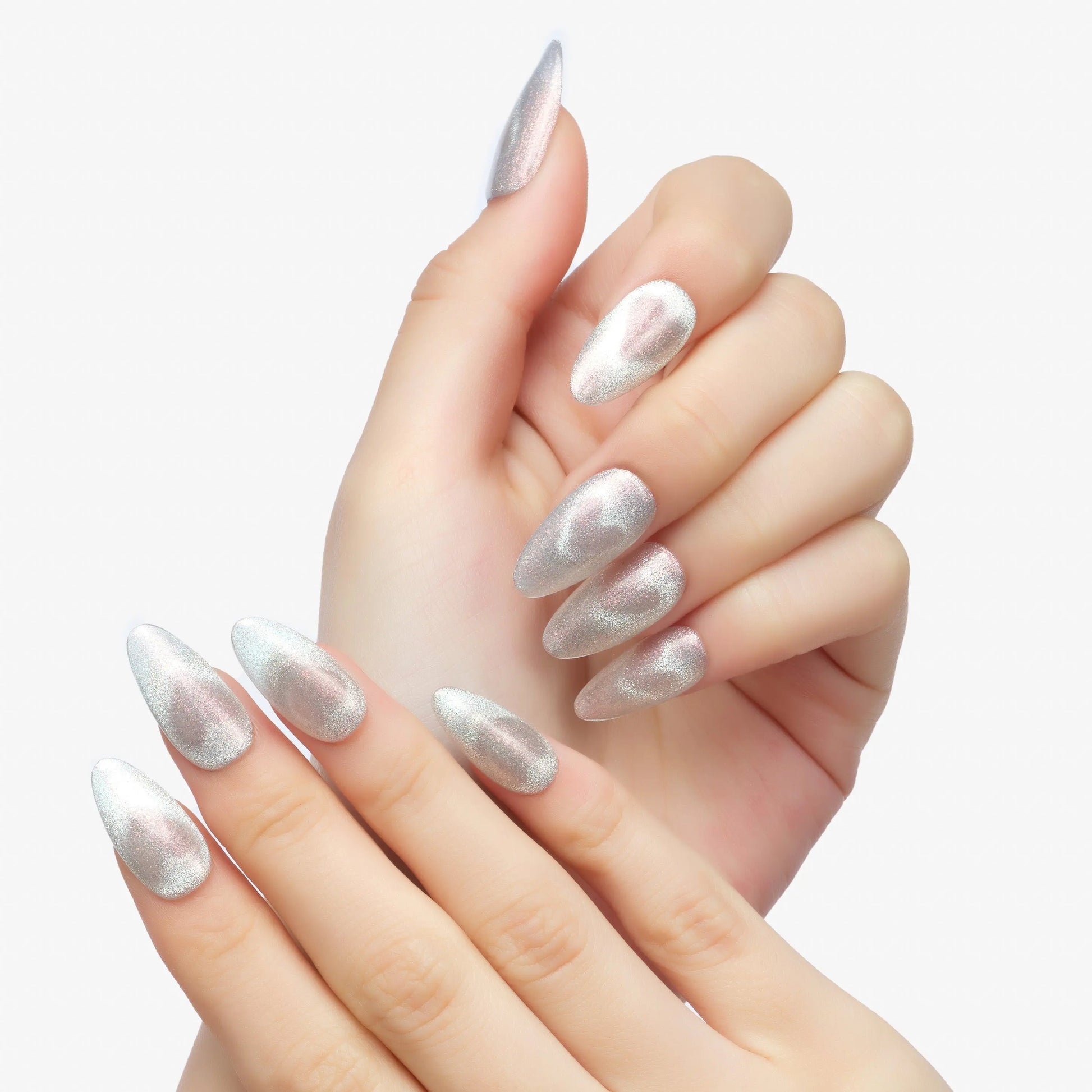 Luminous Heart Glow Emily's Nail