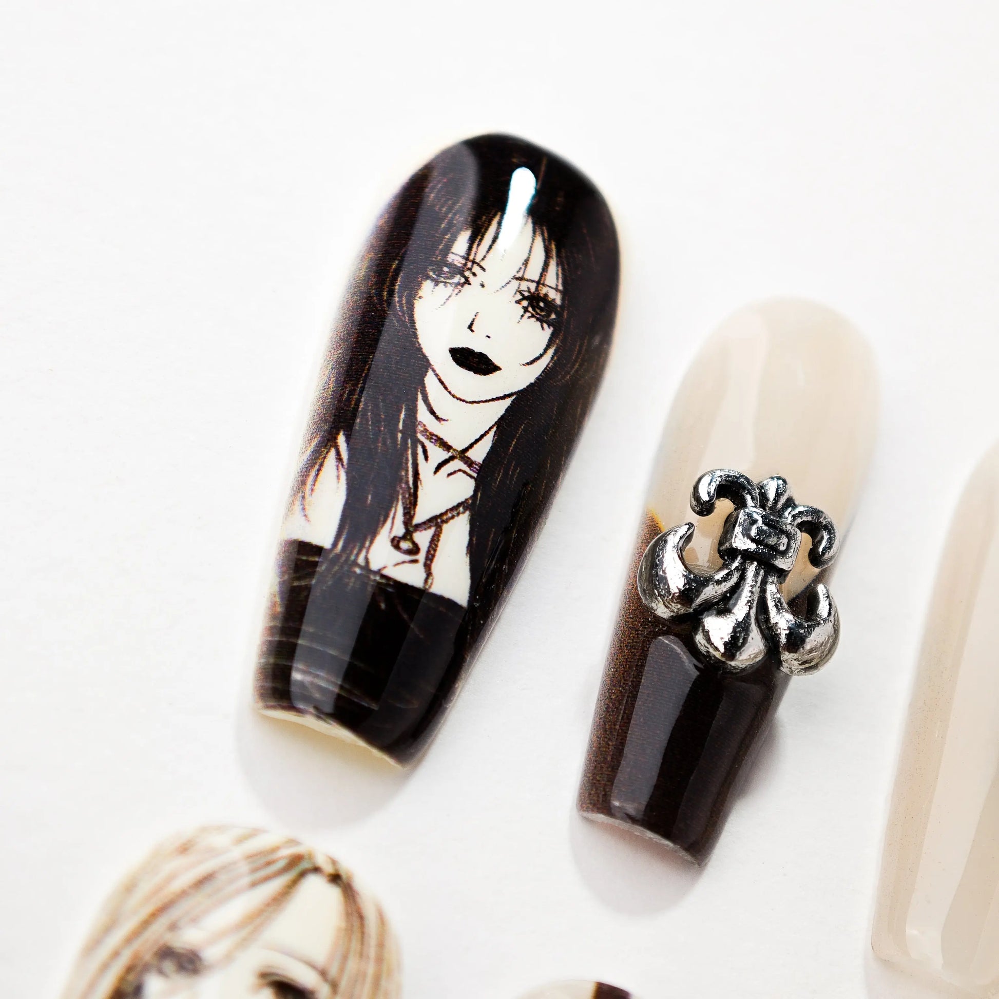 NANA Minimal Gothic Series Emily’s Nail
