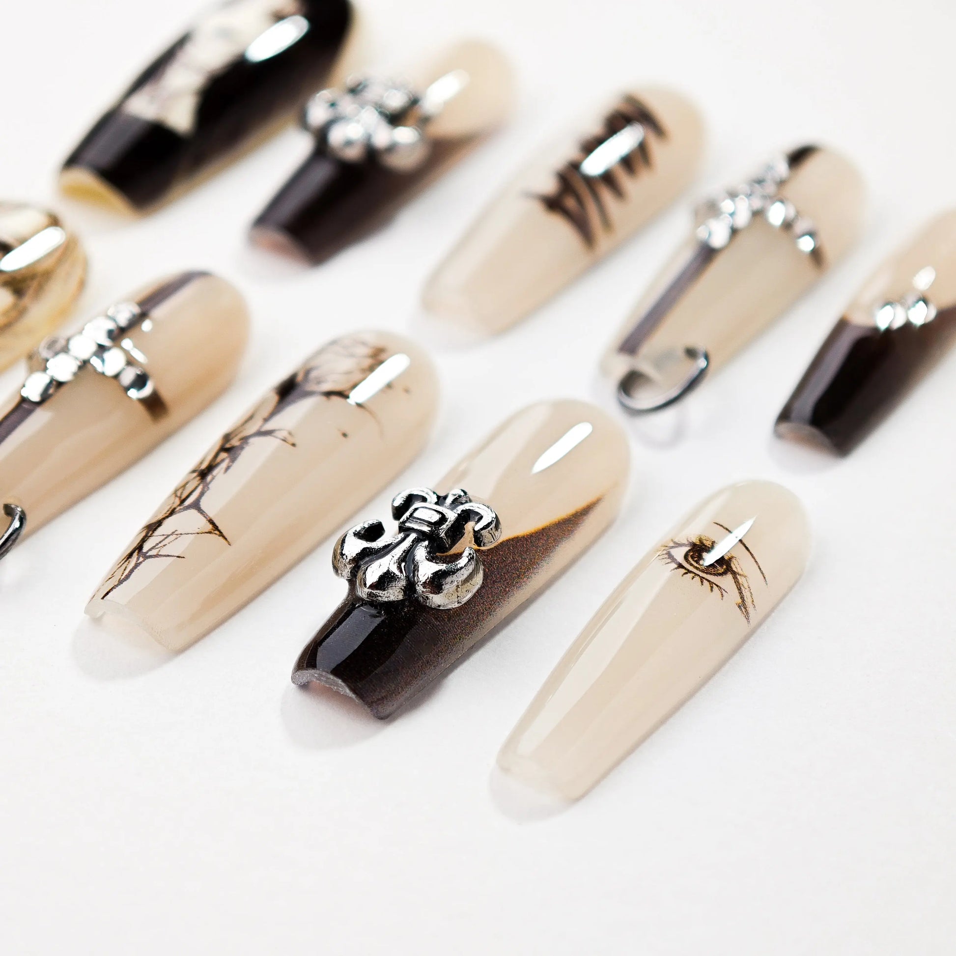 NANA Minimal Gothic Series Emily’s Nail