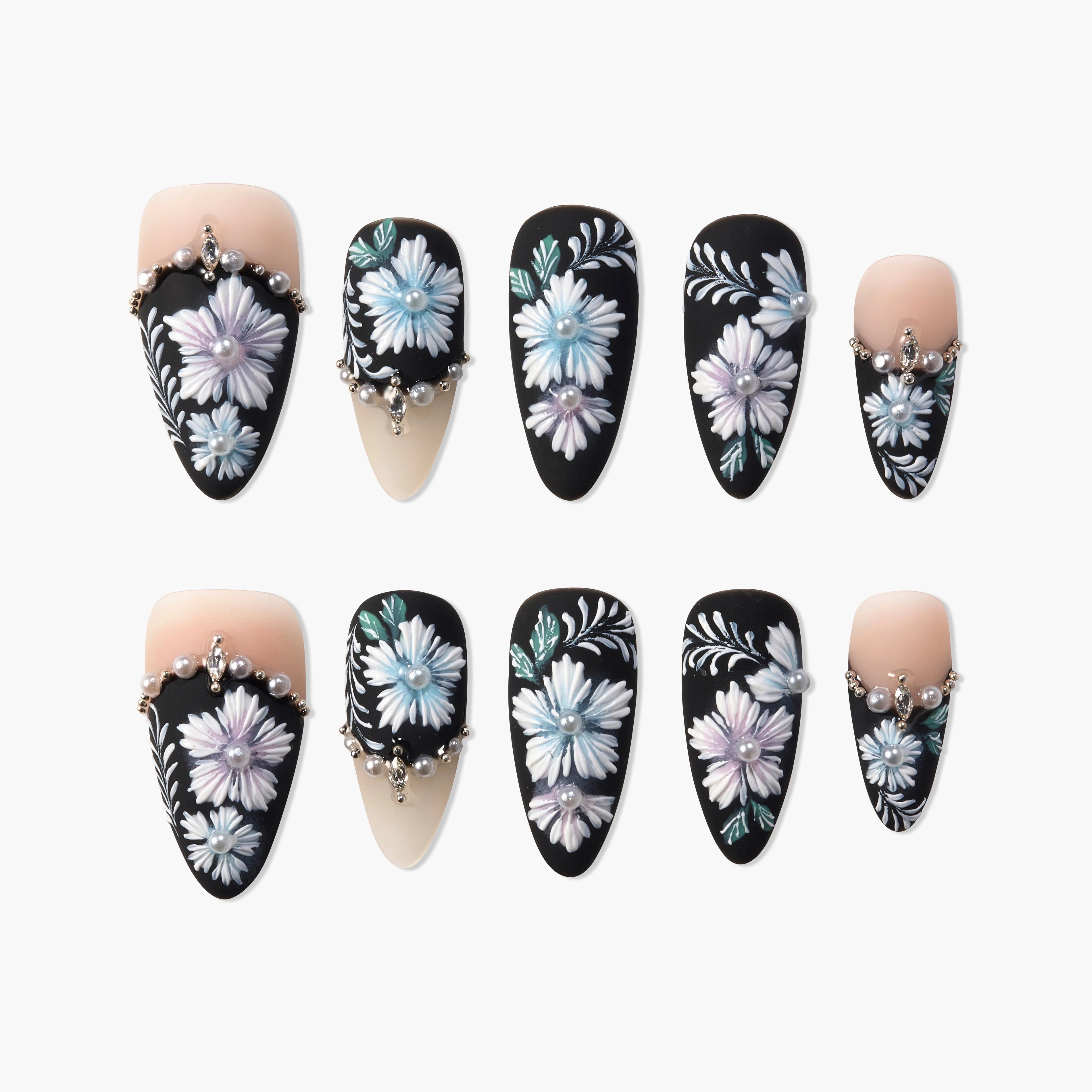 Noir Garden Emily’s Nail