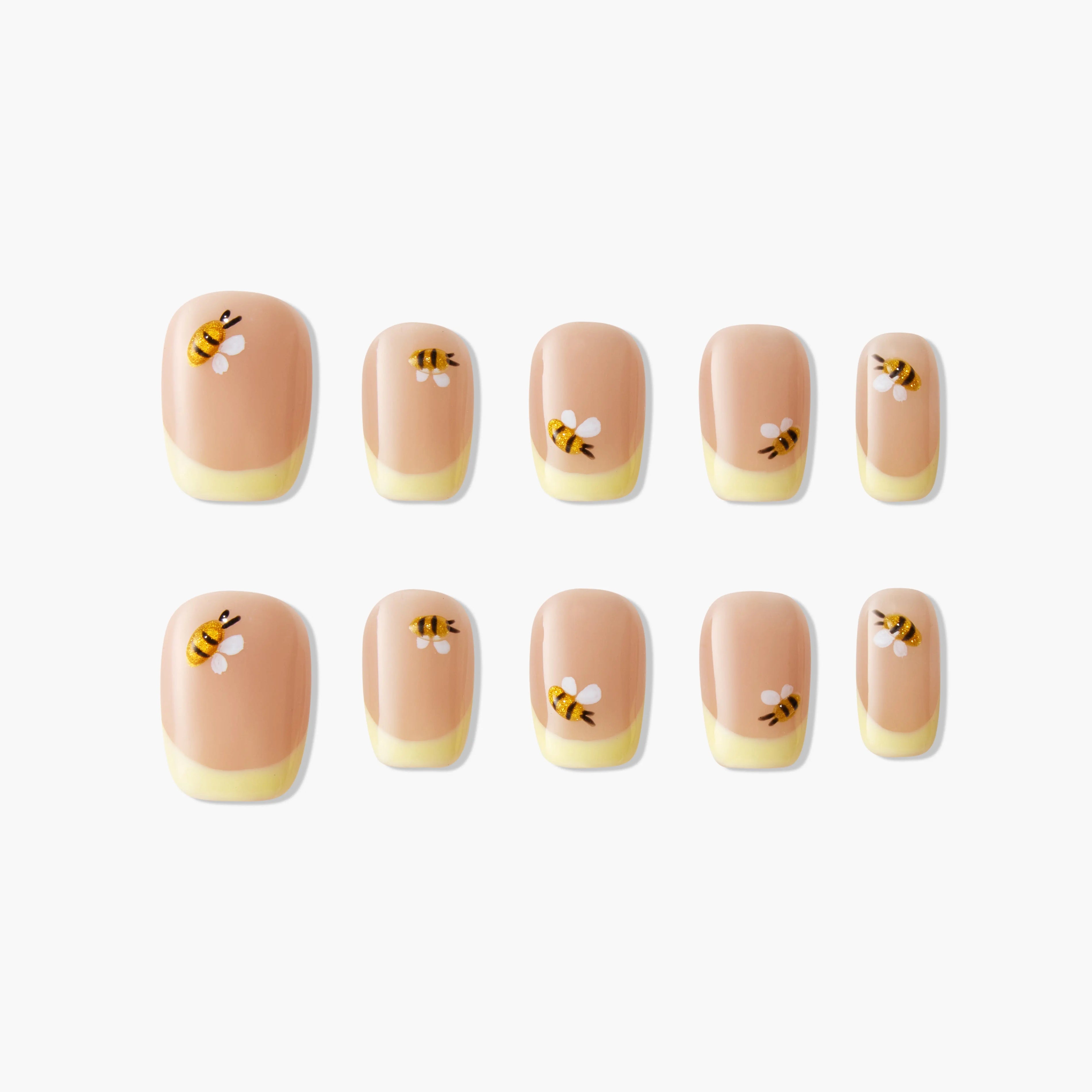 Springtime Bee Emily's Nail